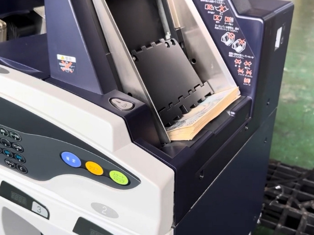 UW-500JPの動作チェック旧札・新札を使ってのテスト