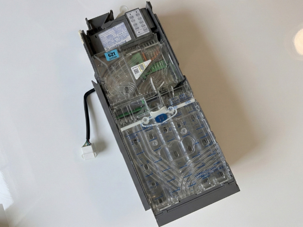 グローリー製のコインメックCLX-216XR・グローリーの小型券売機VT-S20で使うことができる