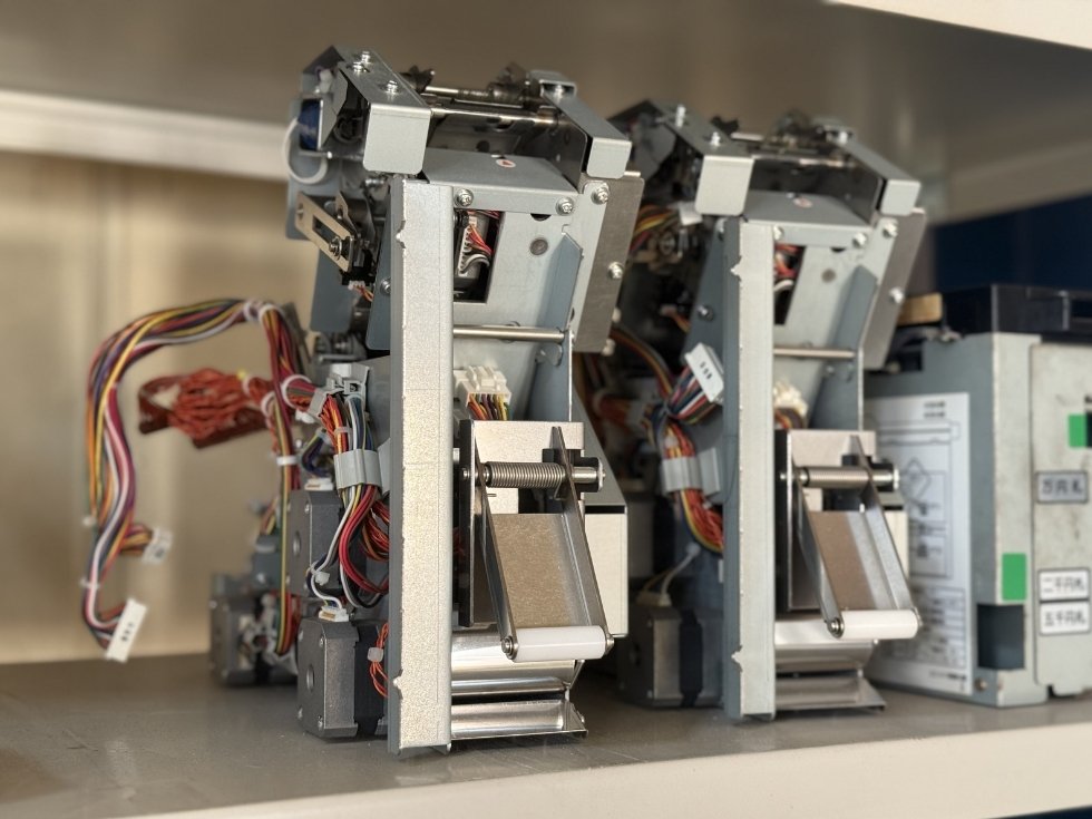 他の中古券売機では絶対にストックしてない発券部のストック