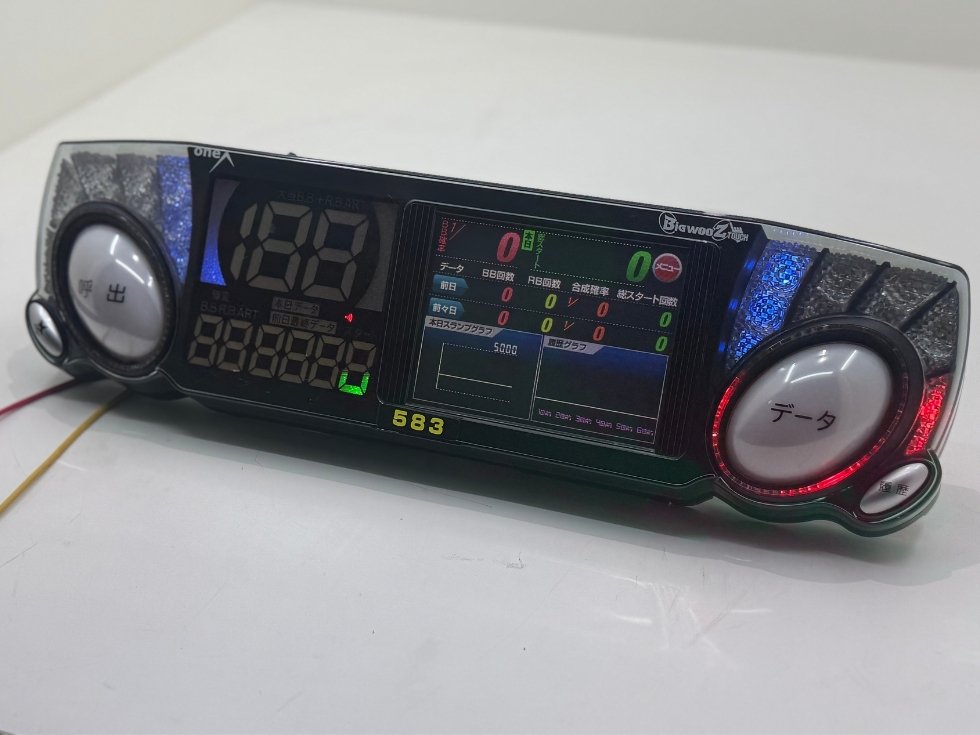 パチンコ用ナンバーランプ・ワンエーのビッグウォーズタッチ全体像